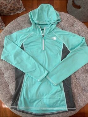 The North Face half zip- youth XL